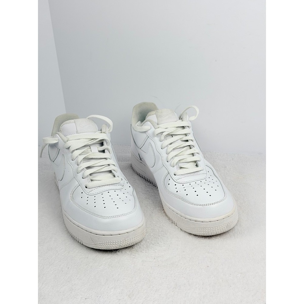 Nike Air Force 1 '07 Low Triple White Men's Size 11 Sneakers CW2288-111 AF1